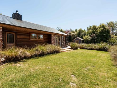 6A Hereweka Street, Portobello