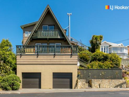1 Preston Crescent, Belleknowes