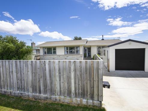 16 Pembroke Street, Taradale