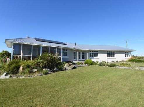 2319 Bluff Highway, Bluff