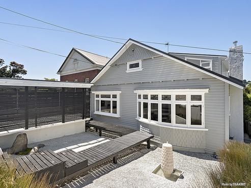 18 Standen Street, Karori