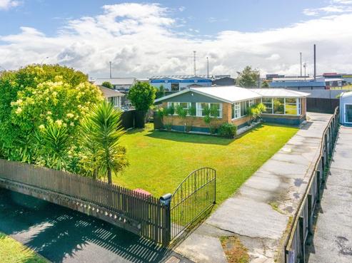 8 Lugton Street, Nawton