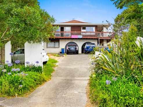 4 Dalmeny Close, Murrays Bay