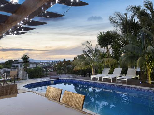 56 Sunrise Avenue, Mairangi Bay