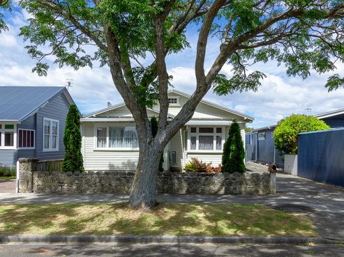 54 Mcdonald Street, Napier South