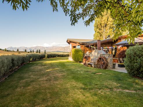 783 Wanaka-Luggate Highway, Luggate