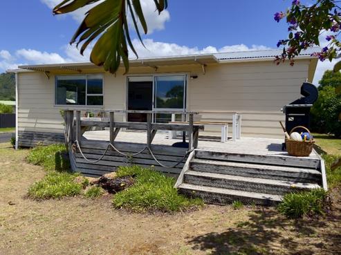 101 Hauturu Street, Whangamata