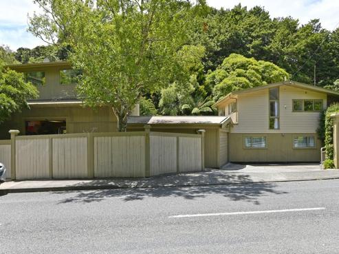 57 Blue Mountains Road, Pinehaven