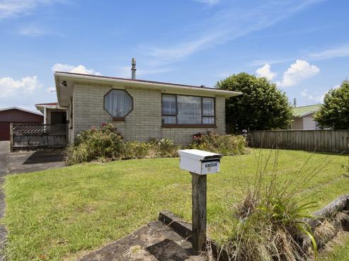 15 Pleiades Street, Waitara