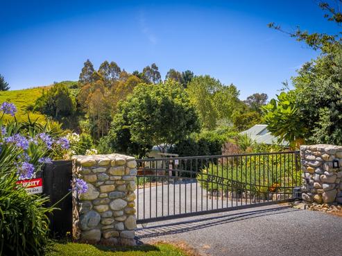 37 Aston Road, Waikanae