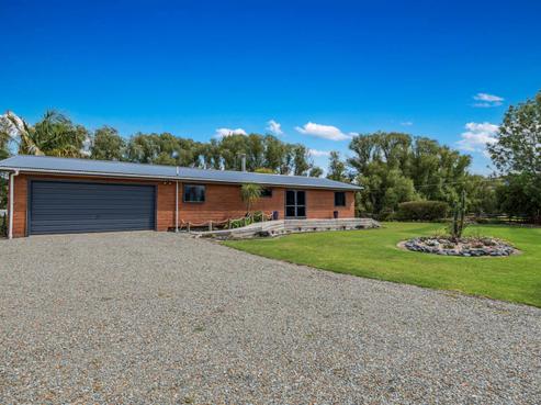 110 Tavinor Road, Otaika