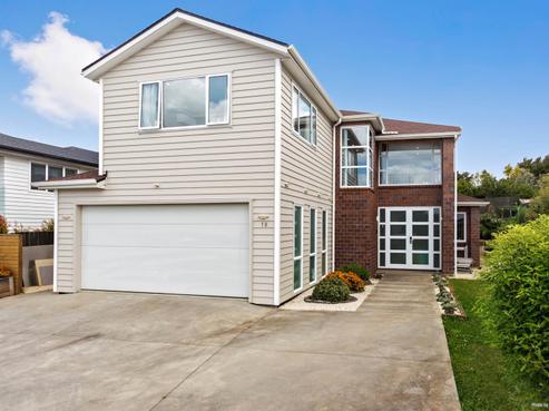 18 Harvest Avenue, Orewa