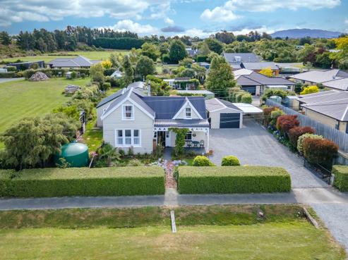 32 Old Main North Road, Leithfield