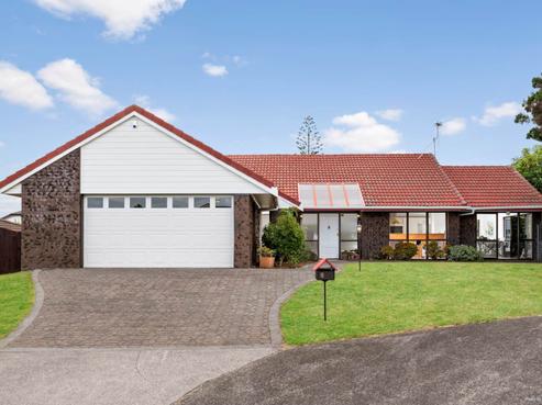 8 Citation Way, Botany Downs