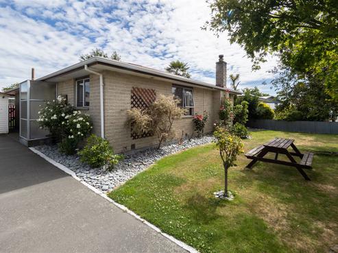 100 Grove Street, Tinwald