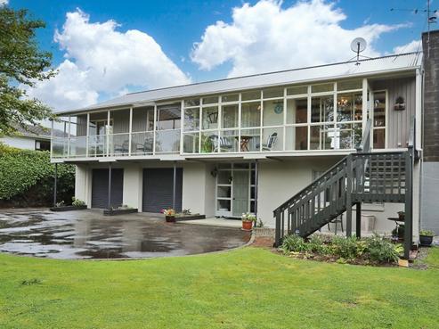43 Layard Street, Windsor