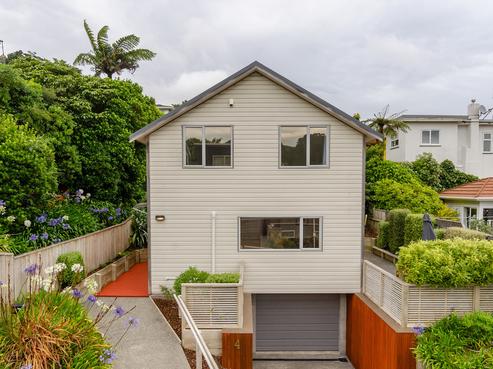 4 Woodhouse Avenue, Karori
