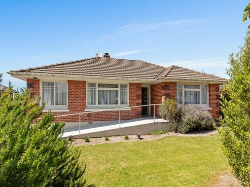 4 Harborough Street, Watlington
