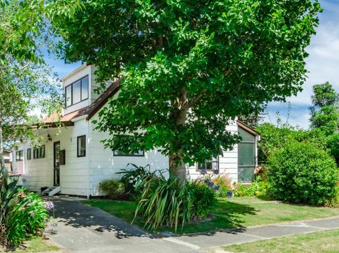 54 Sylvan Avenue, Waikanae