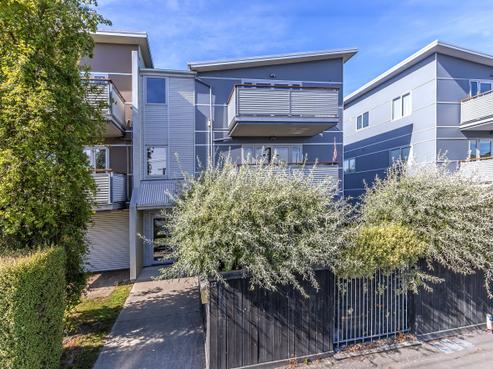 7/12 Hutcheson Street, Sydenham