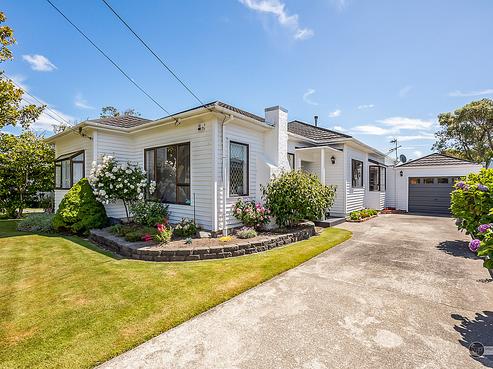 13 Green Street, Epuni