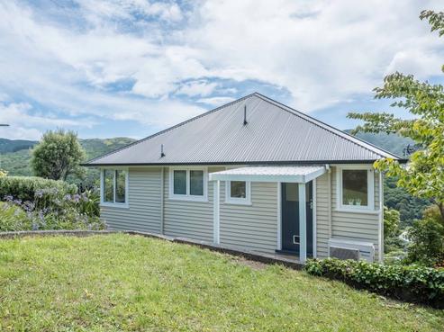 64 Warwick Street, Wilton