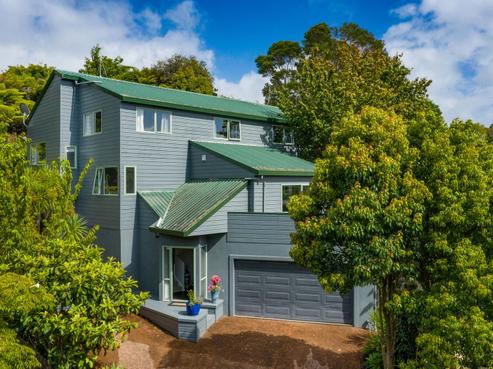 2/62 Stapleford Crescent, Browns Bay