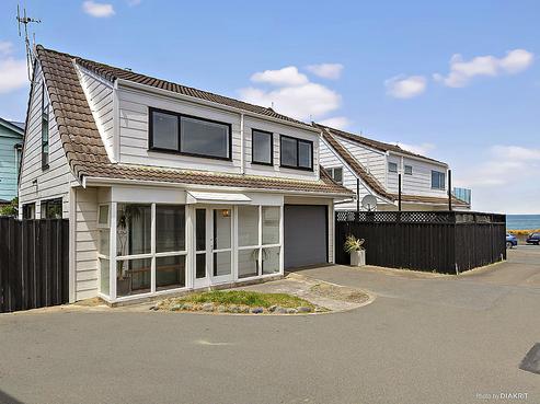 14A Lyall Parade, Lyall Bay