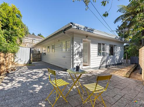 99B Bird Grove, Stokes Valley