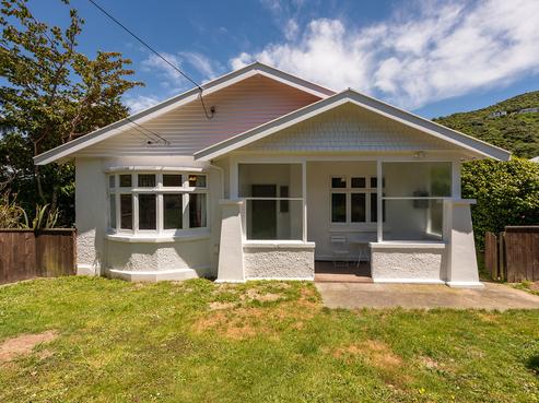 85 Parkvale Road, Karori