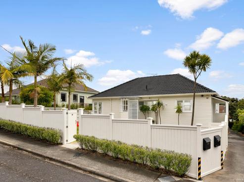 128 Riddell Road, Glendowie