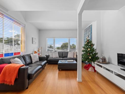 16/53 Vauxhall Road, Devonport