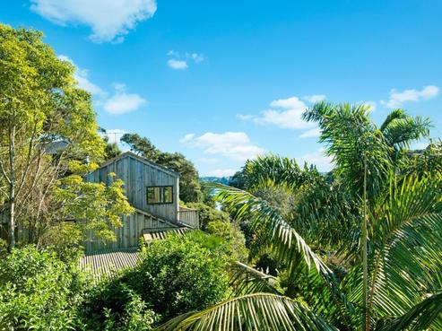 182 Ocean View Road, Oneroa