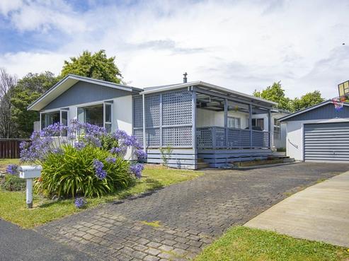 11 Blackwood Street, Wakatu