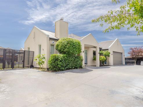 84 Bibiana Street, Aidanfield