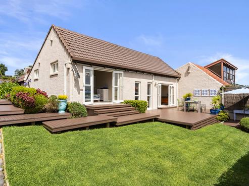49B Shanaway Rise, Hillcrest