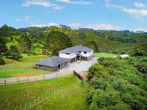 51 Caton Road, Waitakere