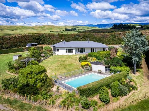 1025 Aorangi Road, Maraekakaho
