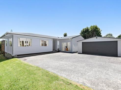 15B Helga Crescent, Te Atatu Peninsula