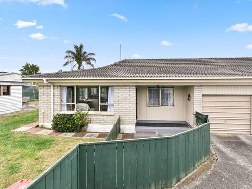 2/19 Tatariki Street, Rosehill
