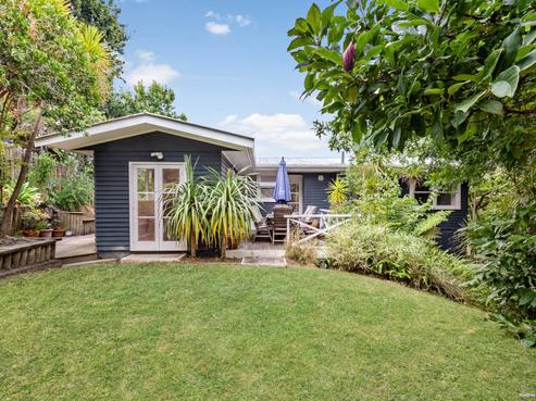 39 Hythe Terrace, Mairangi Bay