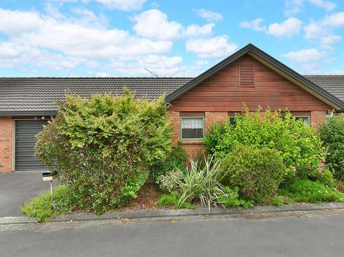 12/262 Centreway Road, Orewa