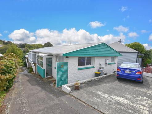 20B Meadow Street, Mornington