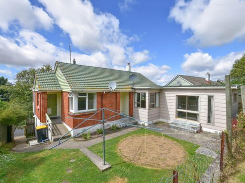 89 Columba Avenue, Calton Hill
