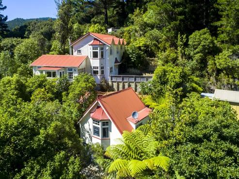 62 Wyndham Road, Pinehaven