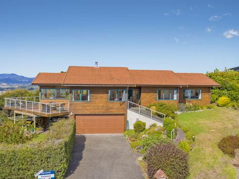 194 Centennial Drive, Whitianga