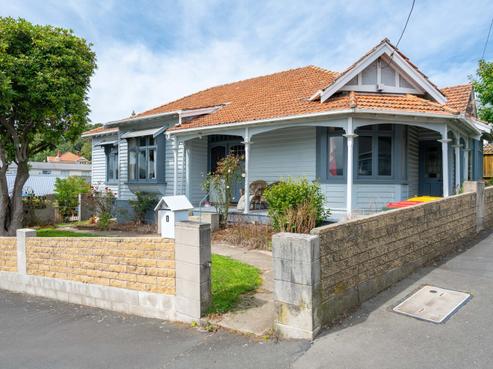 1 Hazel Avenue, Caversham
