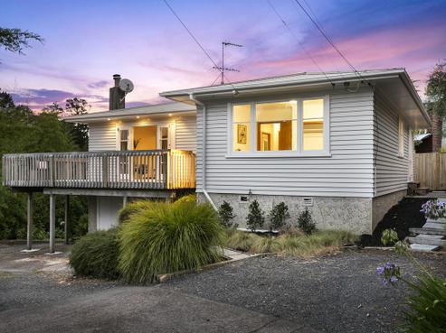 534 West Coast Road, Oratia