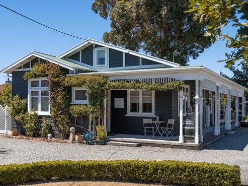 111 High Street, Solway