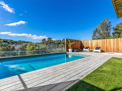 9 Pacific Parade, Surfdale